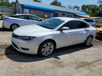  Salvage Chrysler 200