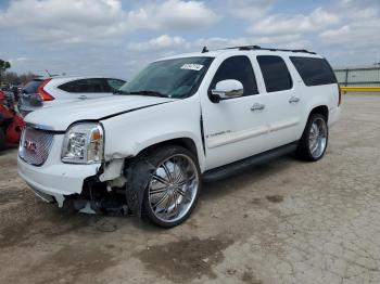  Salvage GMC Yukon