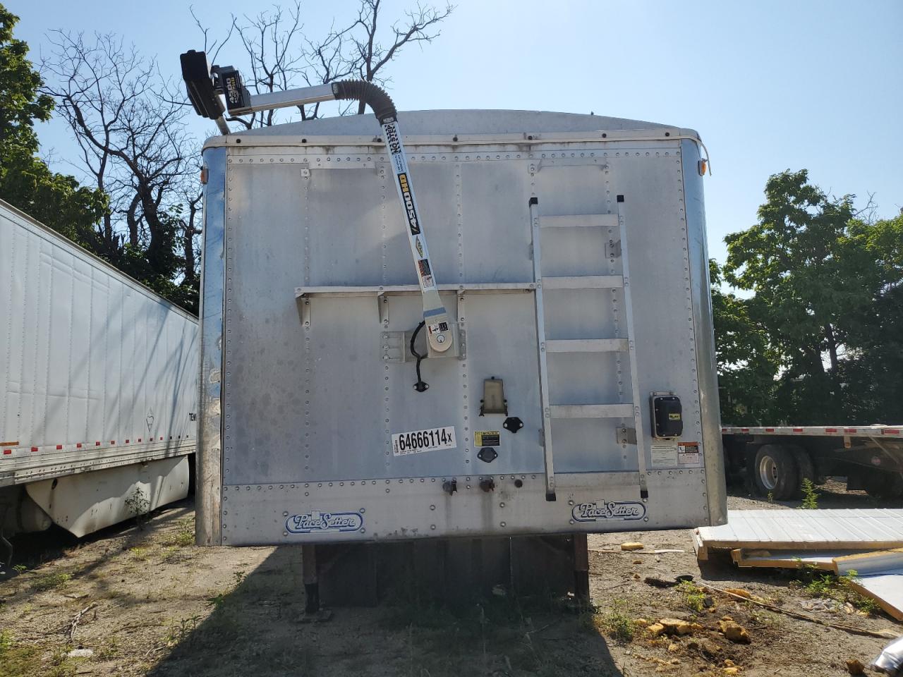 Wilson 42 Ft Image 4