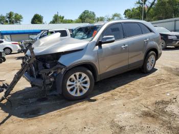  Salvage Kia Sorento