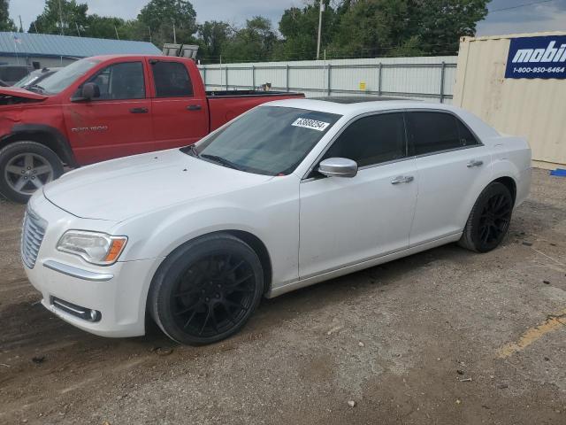  Salvage Chrysler 300