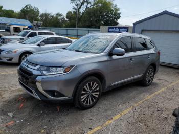  Salvage Mitsubishi Outlander