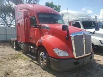  Salvage Kenworth Constructi