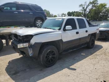  Salvage Chevrolet Avalanche