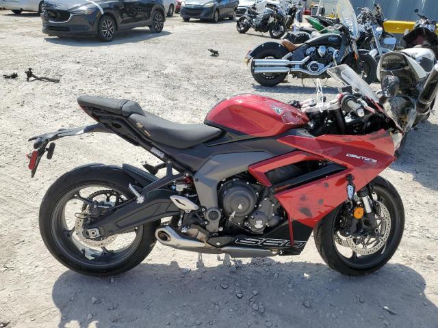  Salvage Triumph Motorcycle Daytona 66