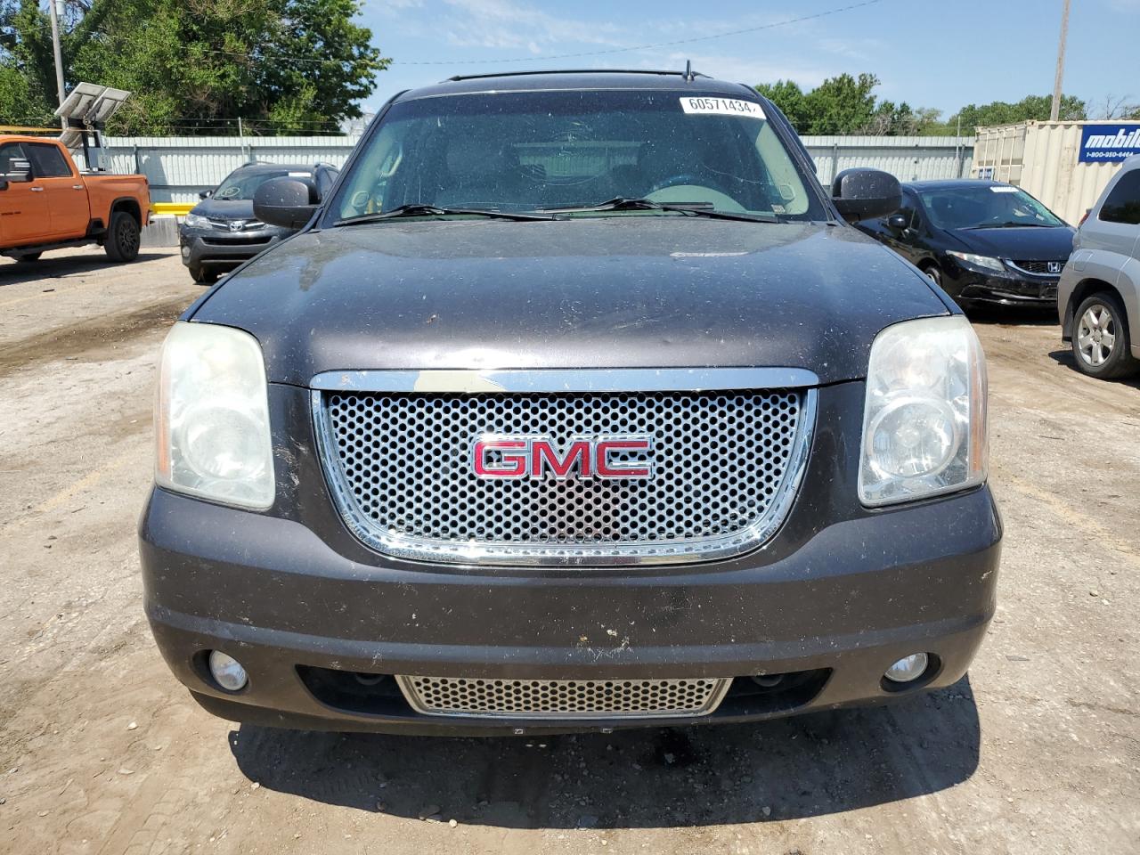 GMC Yukon K1500 Slt Image 5