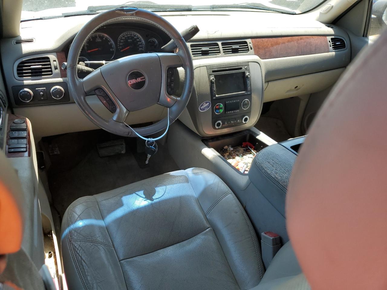 GMC Yukon K1500 Slt Image 4