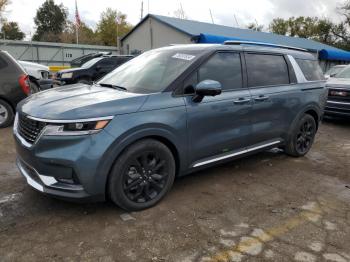  Salvage Kia Carnival