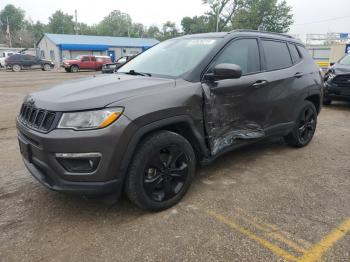  Salvage Jeep Compass