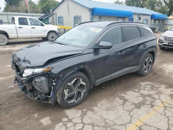  Salvage Hyundai TUCSON