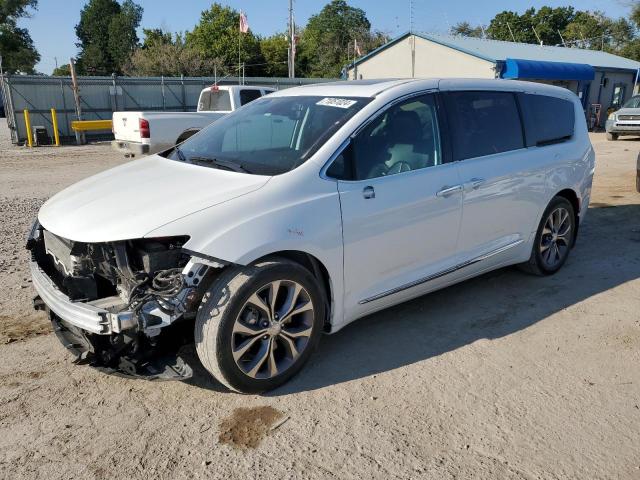  Salvage Chrysler Pacifica