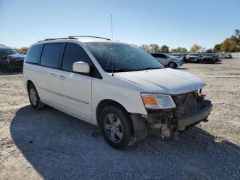  Salvage Dodge Caravan