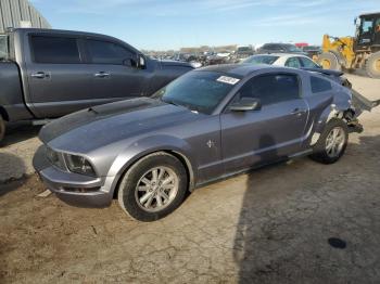  Salvage Ford Mustang