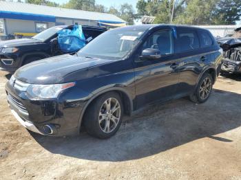  Salvage Mitsubishi Outlander