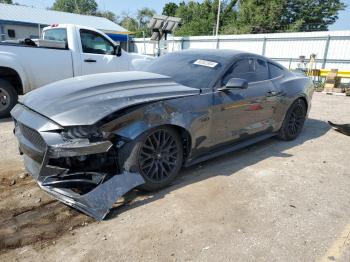  Salvage Ford Mustang