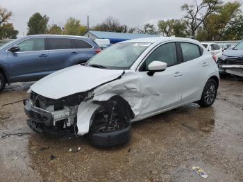  Salvage Toyota Yaris