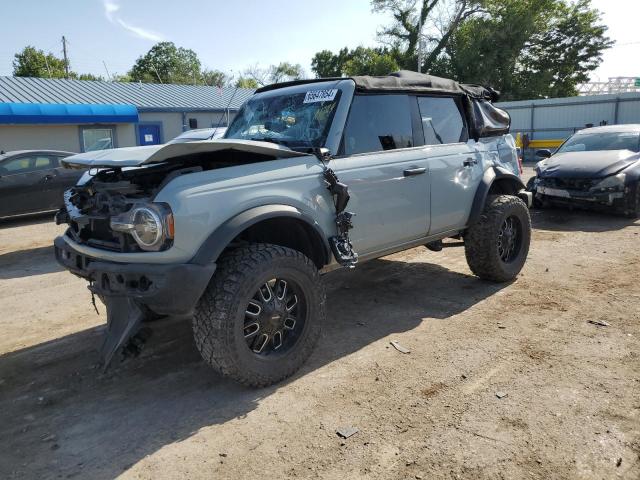  Salvage Ford Bronco