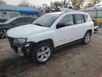  Salvage Jeep Compass