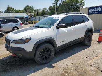  Salvage Jeep Cherokee