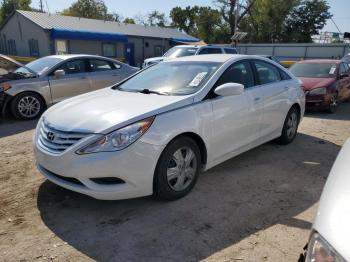  Salvage Hyundai SONATA