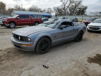  Salvage Ford Mustang