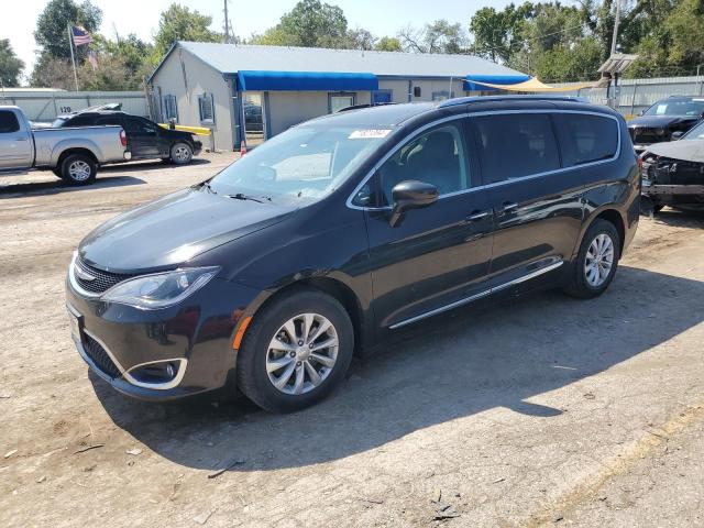  Salvage Chrysler Pacifica