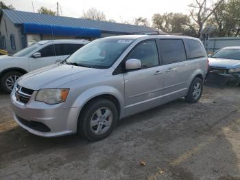  Salvage Dodge Caravan