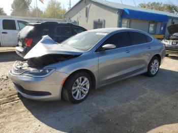  Salvage Chrysler 200