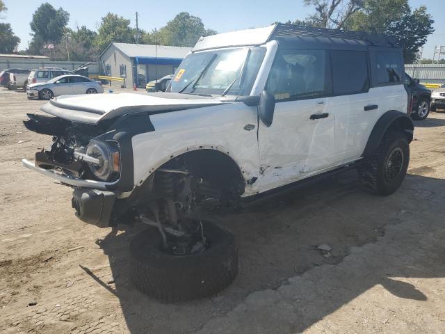  Salvage Ford Bronco