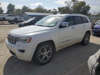  Salvage Jeep Grand Cherokee