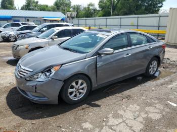  Salvage Hyundai SONATA