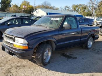  Salvage Chevrolet S-10