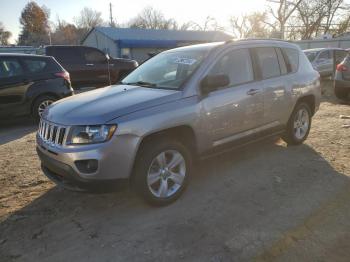  Salvage Jeep Compass