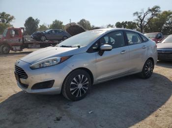  Salvage Ford Fiesta