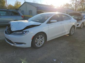  Salvage Chrysler 200