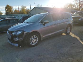  Salvage Chrysler Minivan