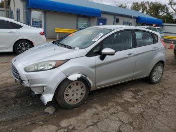  Salvage Ford Fiesta