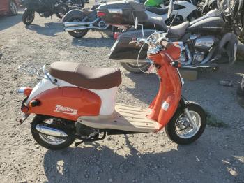  Salvage Zhng Moped