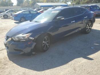  Salvage Nissan Maxima