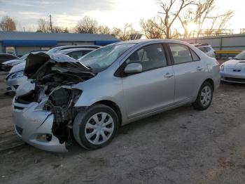  Salvage Toyota Yaris