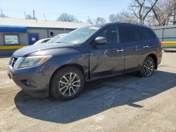  Salvage Nissan Pathfinder