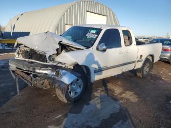  Salvage Toyota Tundra