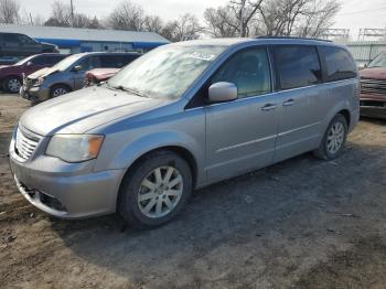  Salvage Chrysler Minivan