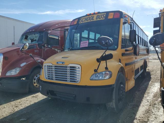  Salvage Freightliner Chassis B2