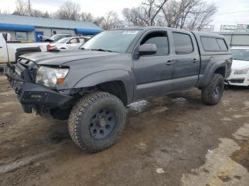  Salvage Toyota Tacoma