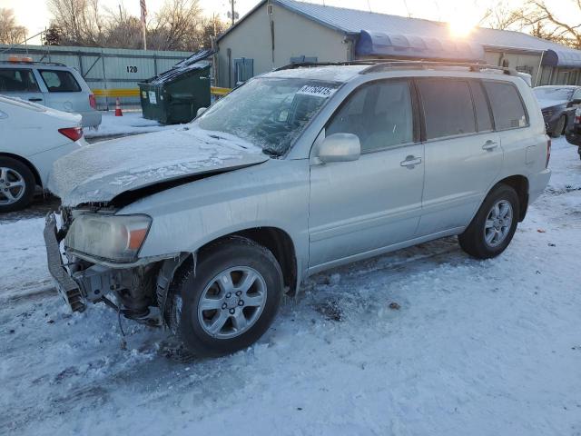  Salvage Toyota Highlander