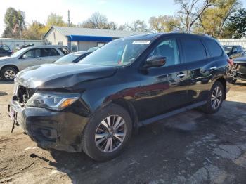  Salvage Nissan Pathfinder