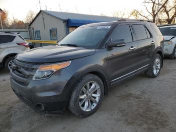  Salvage Ford Explorer