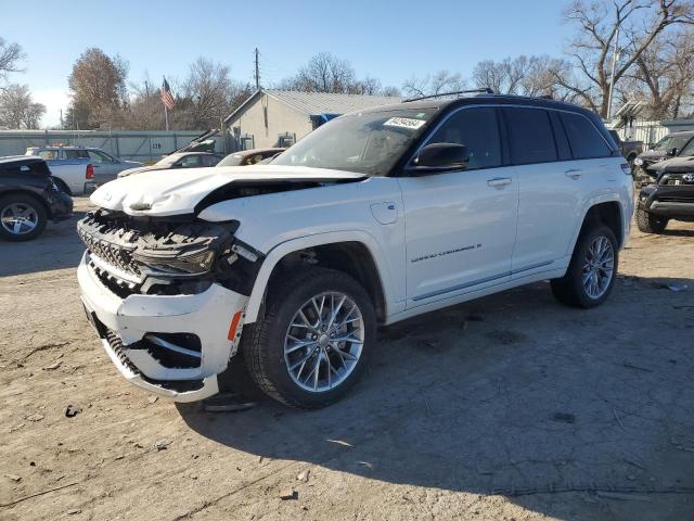  Salvage Jeep Grand Cherokee