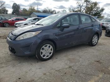  Salvage Ford Fiesta